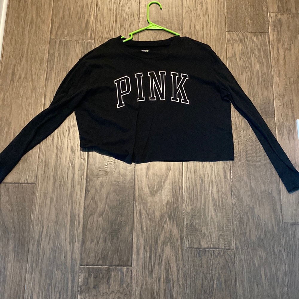 PINK long sleeve crop tee.  Size M